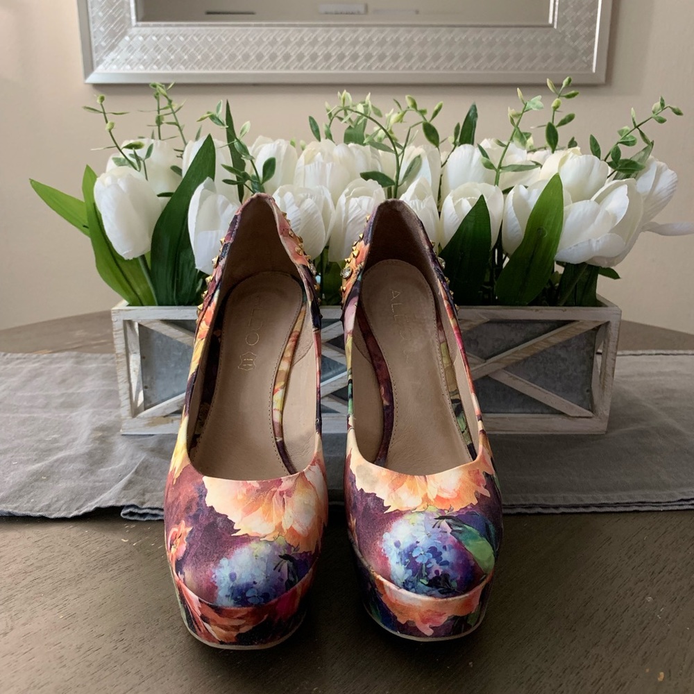 Cute floral wedge shoes by Aldos